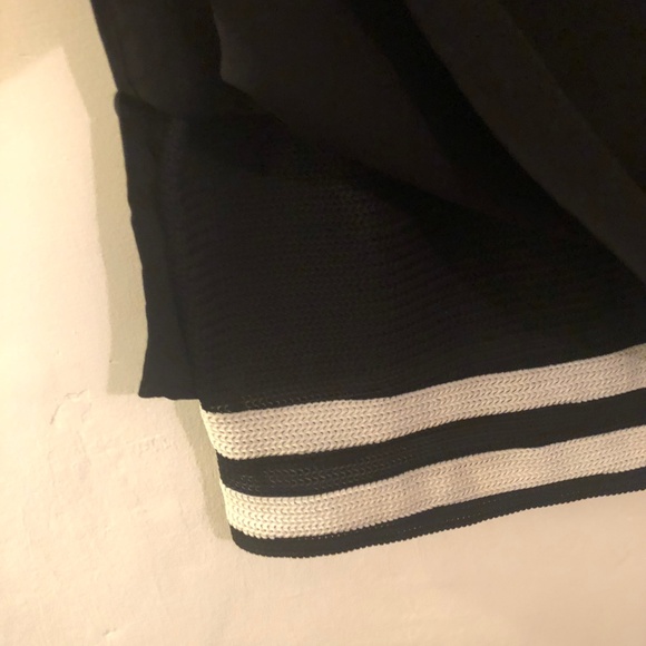 Scotch & Soda Maison Class of ‘76 V Neck Shirt - Picture 3 of 5